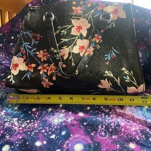 Guess purse